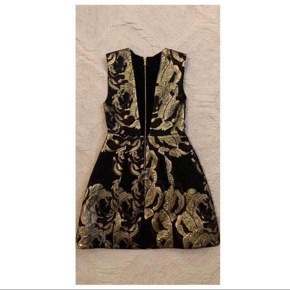 NWT Alice + Olivia Pacey Lantern Dress - Picture 4 of 7